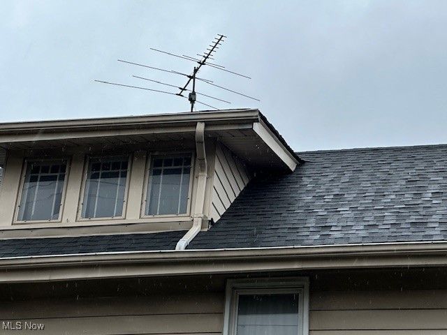 831 London Road, Cleveland, OH 44110