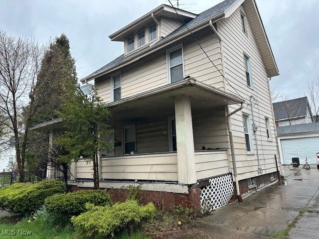 831 London Road, Cleveland, OH 44110