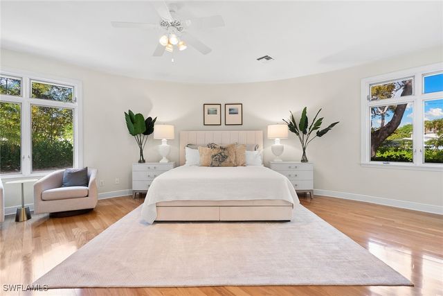 416 3rd AVE N, Naples, FL 34102