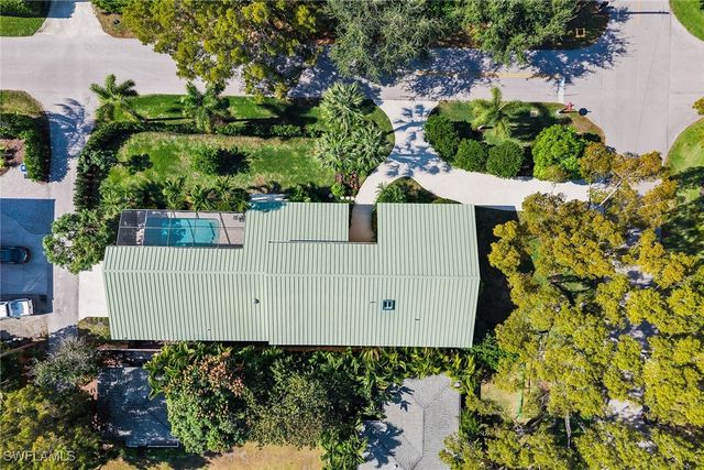 416 3rd AVE N, Naples, FL 34102