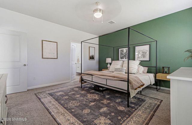 6054 Silver Park Avenue, Santa Teresa, NM 88008