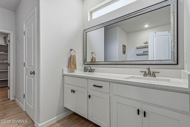 6054 Silver Park Avenue, Santa Teresa, NM 88008
