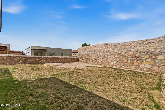 6054 Silver Park Avenue, Santa Teresa, NM 88008
