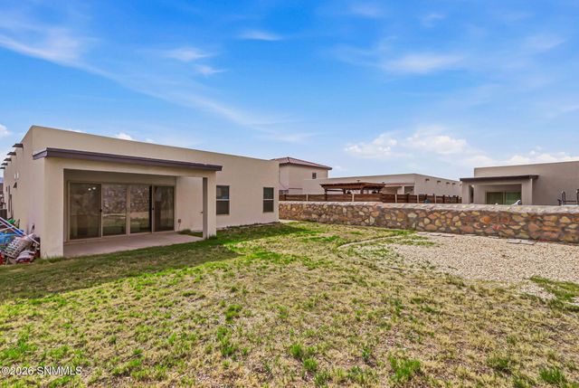 6054 Silver Park Avenue, Santa Teresa, NM 88008