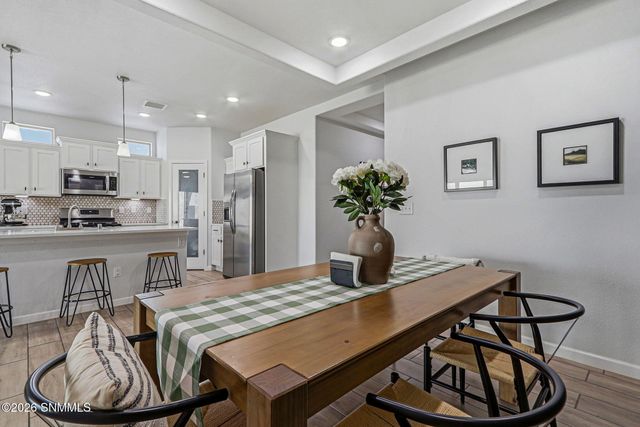 6054 Silver Park Avenue, Santa Teresa, NM 88008