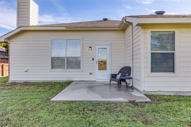 13729 Village Vista Drive, Fort Worth, TX 76052