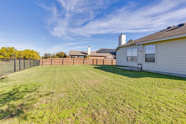 13729 Village Vista Drive, Fort Worth, TX 76052