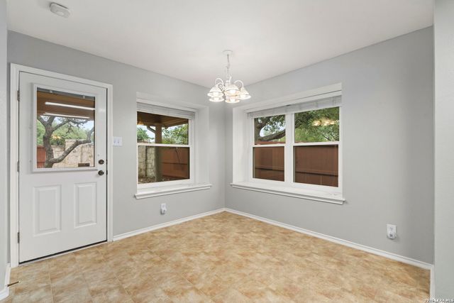 8202 MALOY MNR, San Antonio, TX 78250