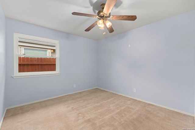 8202 MALOY MNR, San Antonio, TX 78250
