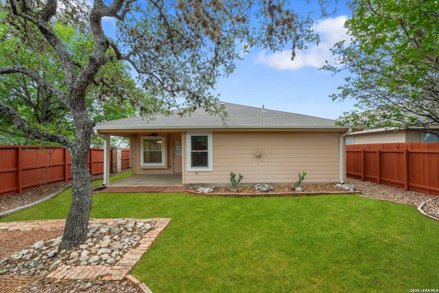 8202 MALOY MNR, San Antonio, TX 78250
