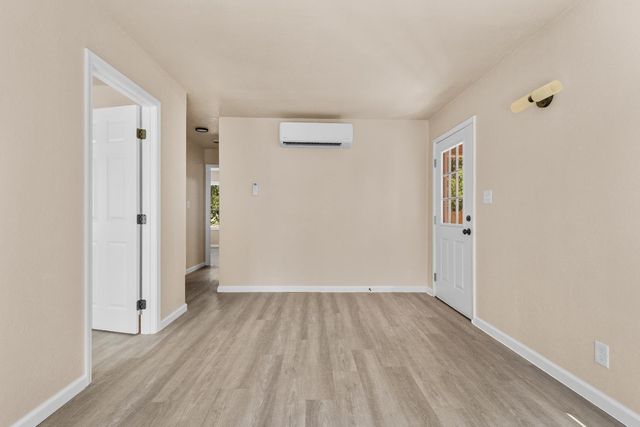 308 6th St, Roseville, CA 95678