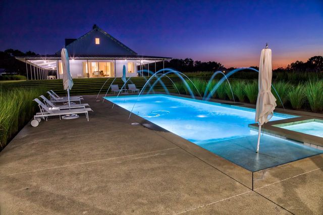 3896 Cr 305, Whitehall, TX 77868