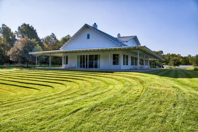 3896 Cr 305, Whitehall, TX 77868