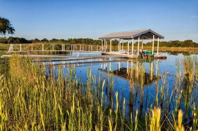 3896 Cr 305, Whitehall, TX 77868