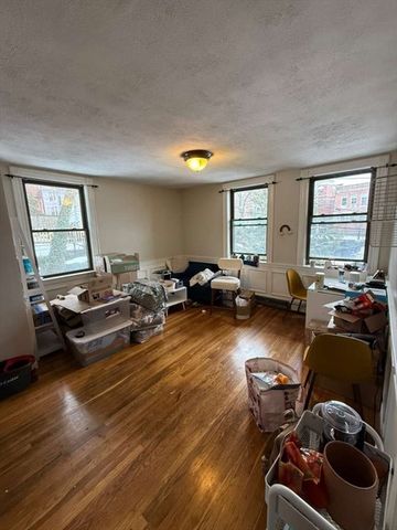 16-18 Walk Hill St 11, Boston, MA 02130