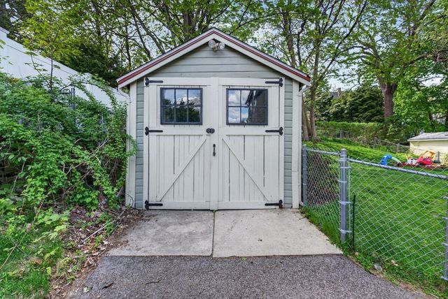 95 Orange St, Boston, MA 02131