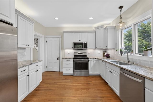 95 Orange St, Boston, MA 02131
