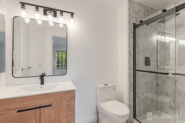 2 Puchala Drive, Parlin, NJ 08859