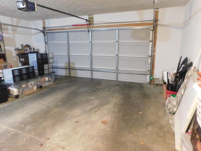 8026 Pinnacle Point Drive, West Chester, OH 45069