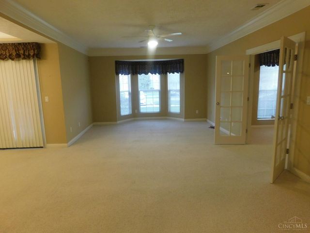 8026 Pinnacle Point Drive, West Chester, OH 45069