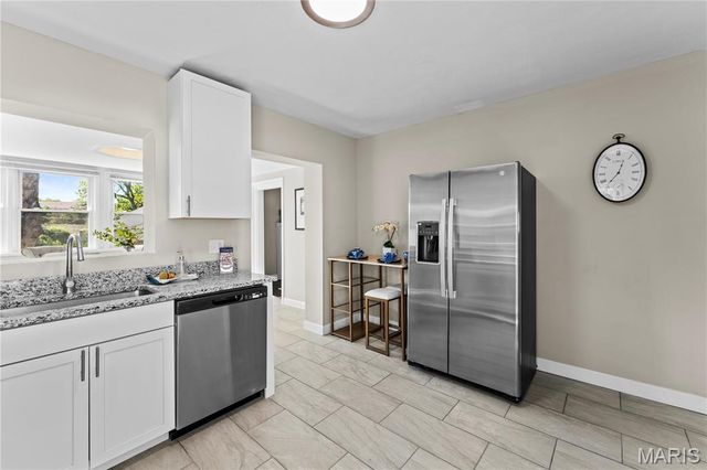 38 Chafford Woods, St Louis, MO 63144