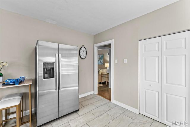 38 Chafford Woods, St Louis, MO 63144