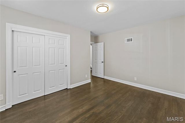 38 Chafford Woods, St Louis, MO 63144