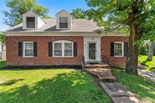38 Chafford Woods, St Louis, MO 63144