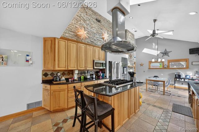 16244 Philomene Boulevard, Allen Park, MI 48101