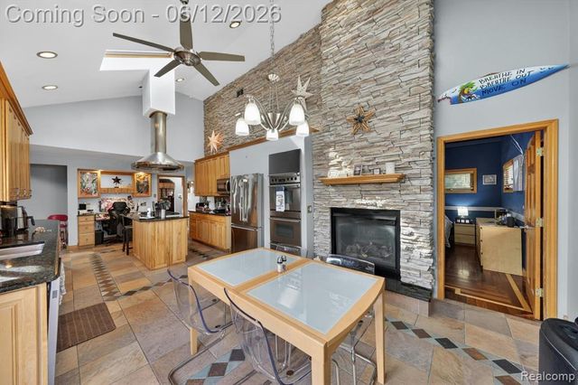 16244 Philomene Boulevard, Allen Park, MI 48101