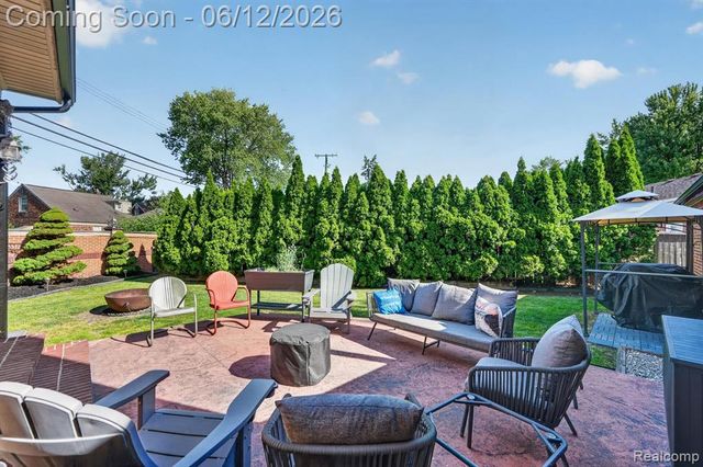 16244 Philomene Boulevard, Allen Park, MI 48101