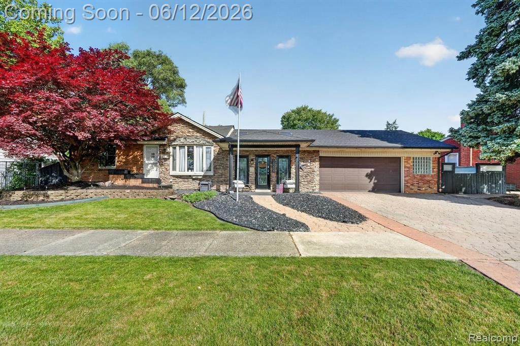 16244 Philomene Boulevard, Allen Park, MI 48101