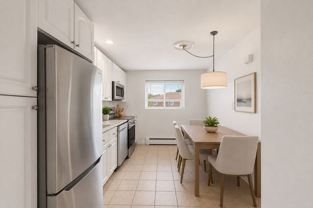 68 Bryon Rd 5, Boston, MA 02467