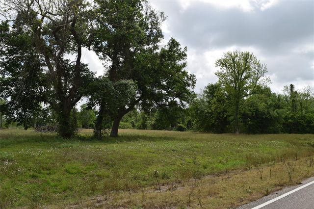 22819 Pittman Drive, Angleton, TX 77515