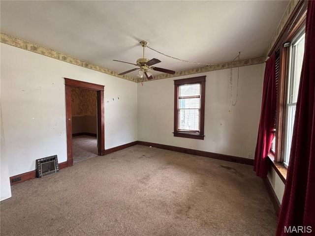 729 Lebanon Avenue, Belleville, IL 62221