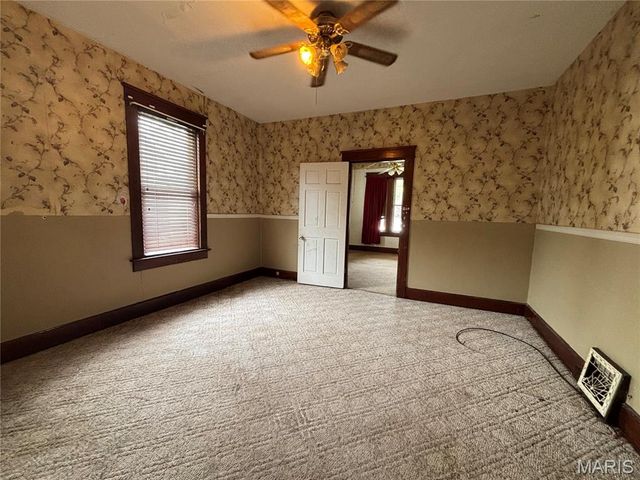 729 Lebanon Avenue, Belleville, IL 62221