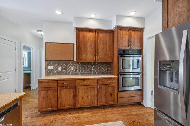 6776 Ravenswood Road, Kimball Twp, MI 48074