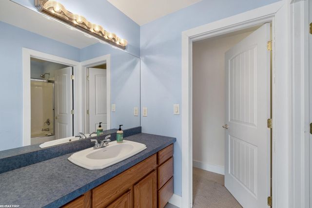 6776 Ravenswood Road, Kimball Twp, MI 48074