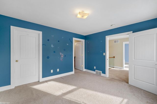 6776 Ravenswood Road, Kimball Twp, MI 48074