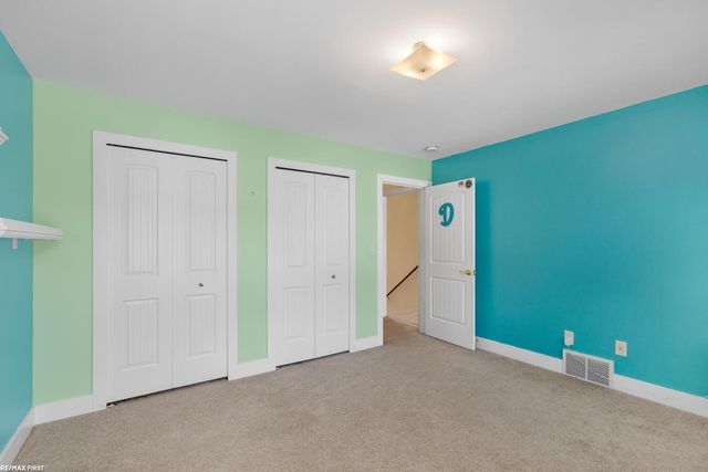 6776 Ravenswood Road, Kimball Twp, MI 48074