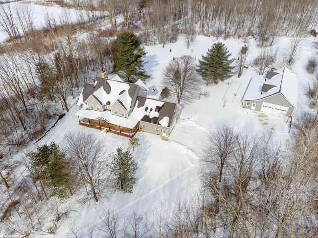 6776 Ravenswood Road, Kimball Twp, MI 48074