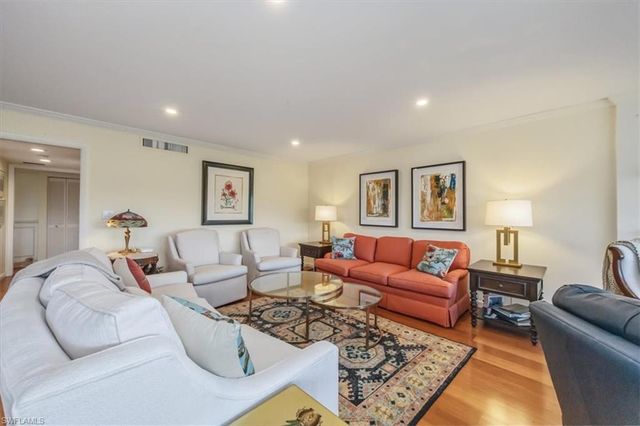102 Tall Pine LN 3107, Naples, FL 34105