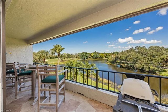 102 Tall Pine LN 3107, Naples, FL 34105