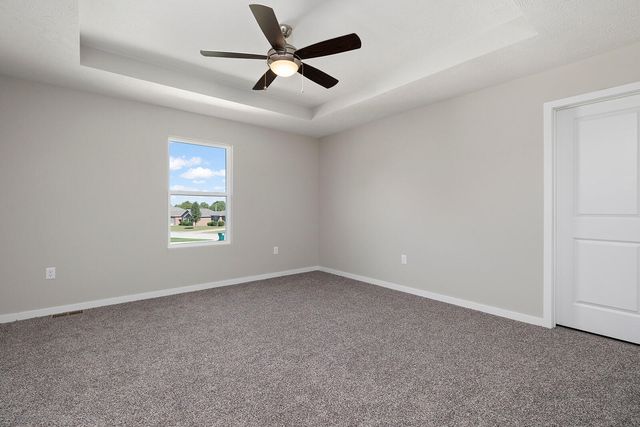 2125 South Mesa Drive, Bolivar, MO 65613