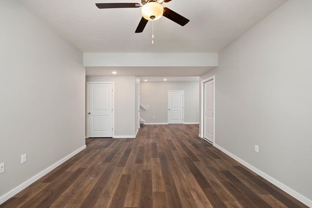 2125 South Mesa Drive, Bolivar, MO 65613