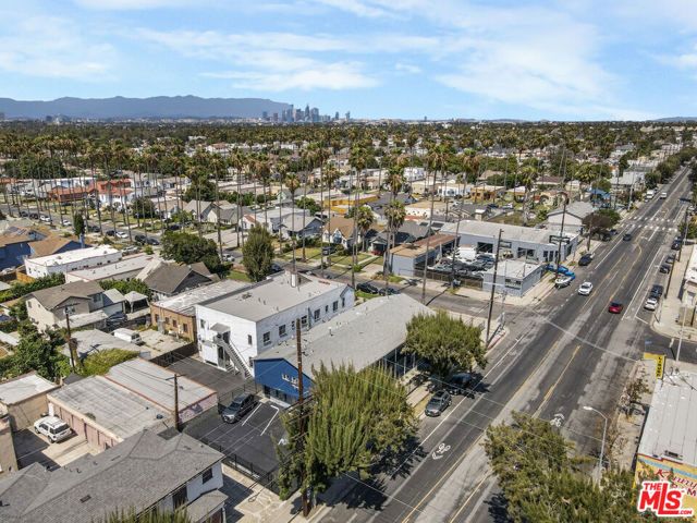 3101 W 48th Street, Los Angeles, CA 90043