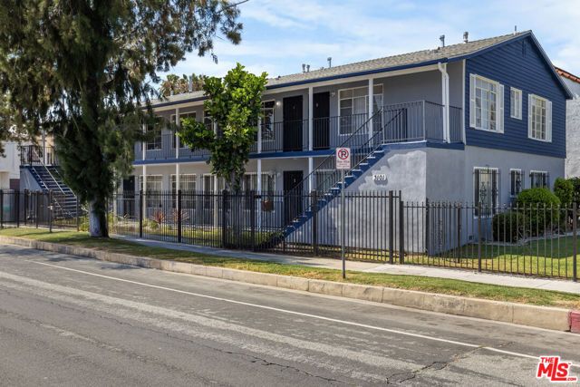 3101 W 48th Street, Los Angeles, CA 90043