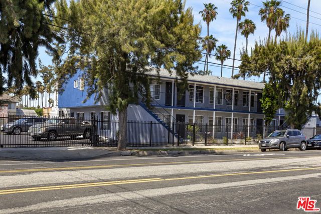 3101 W 48th Street, Los Angeles, CA 90043