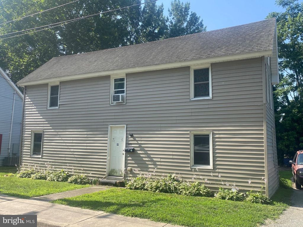 512 W 7TH ST, Laurel, DE 19956