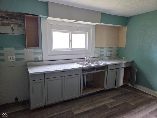 1750 Olive Street, Indianapolis, IN 46203